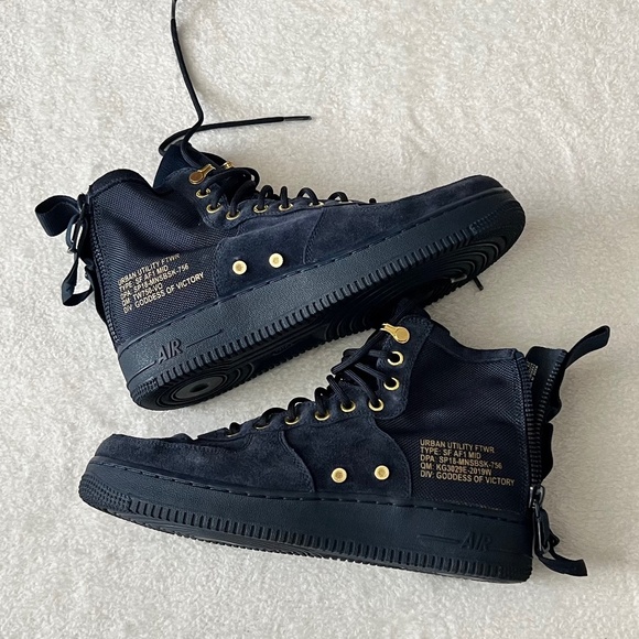 Men's Nike SF Air Force 1 Mid Obsidian Metallic Gold Sneakers - Picture 1 of 14